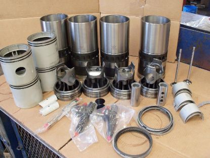 Picture of Caterpillar C15 ACERT Engine O/H Kit
