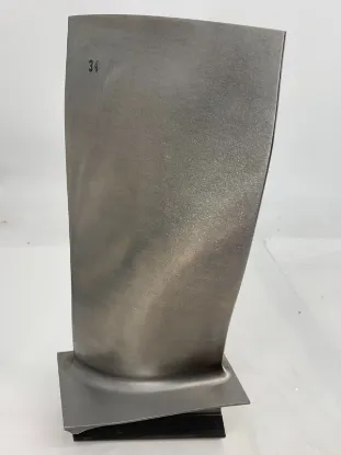 Picture of Gas Turbine Compressor 2nd Stage Blade LM6000